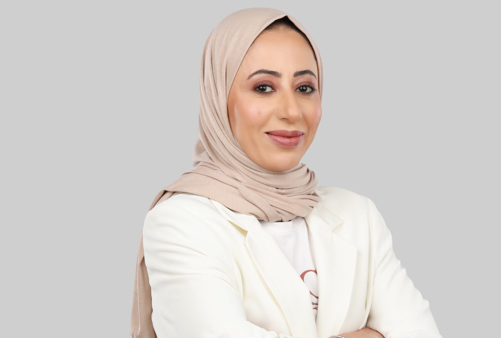 “حياتها”.. حكايات ونقاشات تهم المرأة عبر أثير “نور دبي” – Dubai Daily News